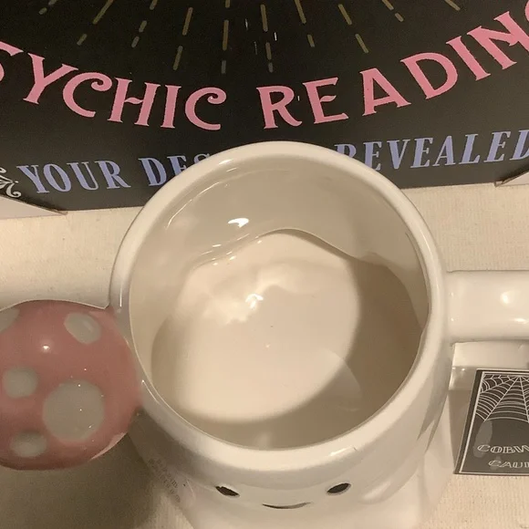 New Cobwebs & Cauldrons Hand Painted Ghost Mug 👻🍄 - Picture 4 of 5